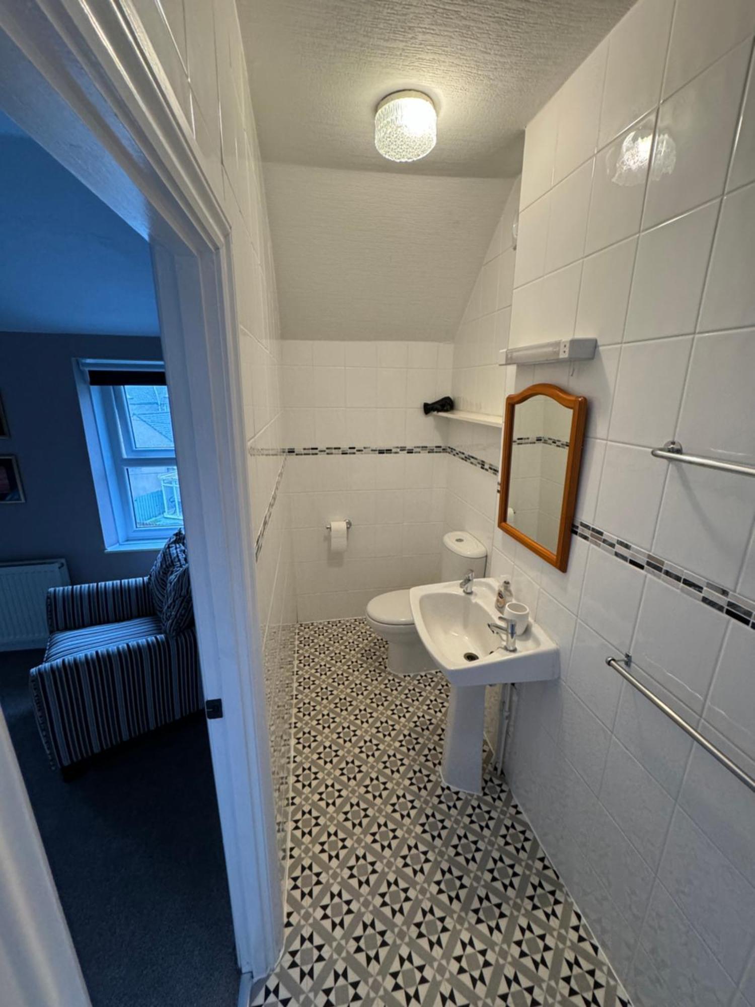 Ashfield Guesthouse ダグラス エクステリア 写真