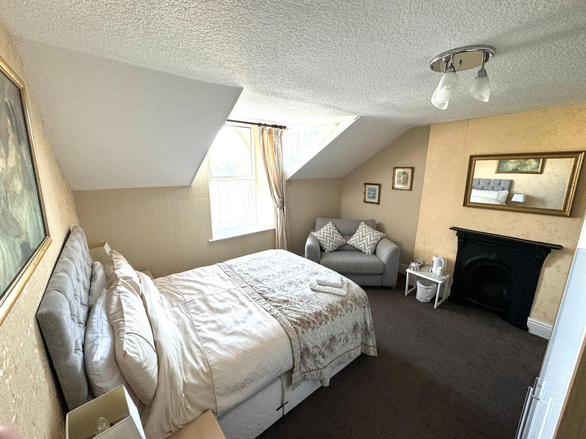 Ashfield Guesthouse ダグラス エクステリア 写真
